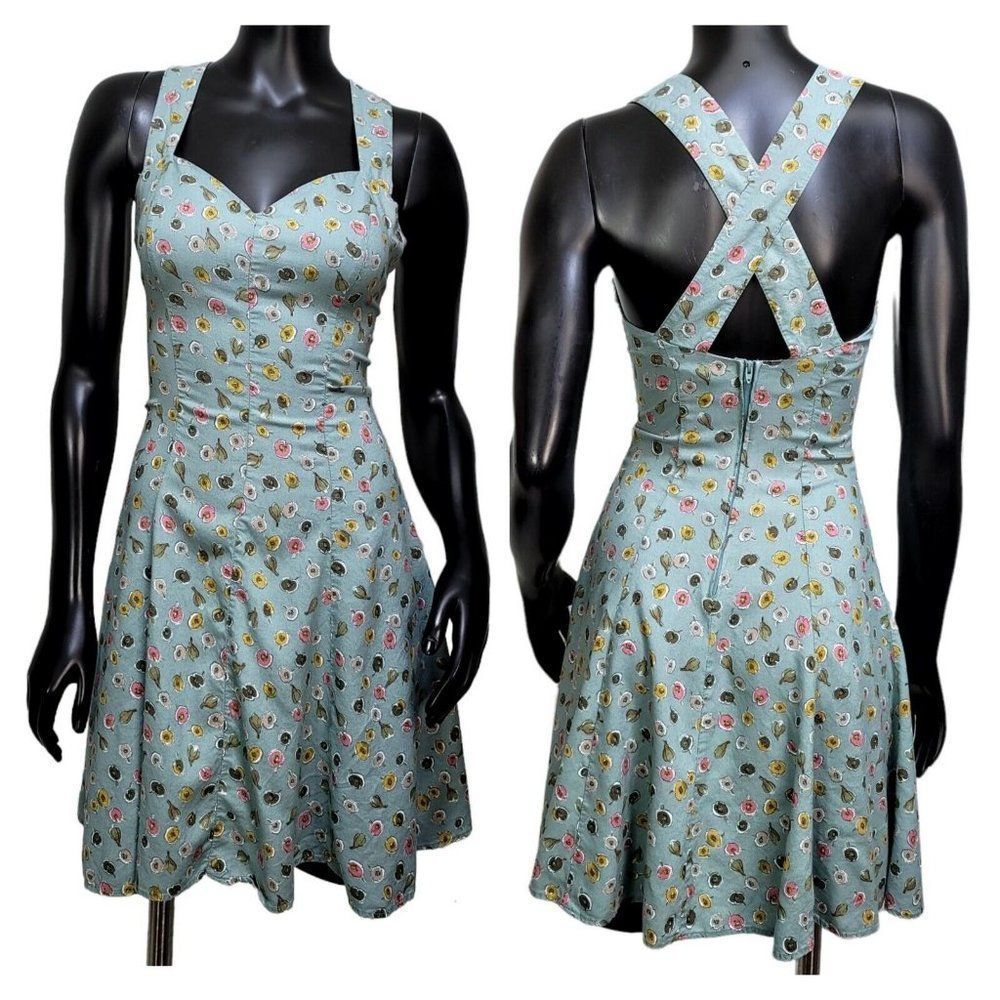 Vintage 90s Y2K Rampage Size S/M Floral Criss Cross Back Fit &‎ Flare Dress